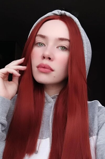 AnnaKhalisi naked stripping on cam for live sex video chat