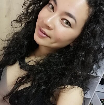 aprilsweetx naked stripping on cam for live sex video chat