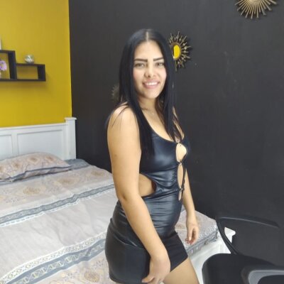 ArantzaFerrer_ naked stripping on cam for live sex video chat