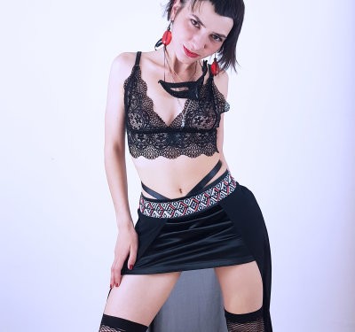 BeatrixCroft naked stripping on cam for live sex video chat