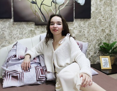 BerthaSparkle naked stripping on cam for live sex video chat