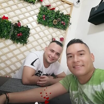BICURIUSCOUPLE naked stripping on cam for live sex video chat