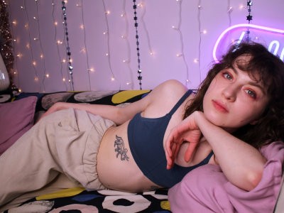 BodyMemory naked stripping on cam for live sex video chat