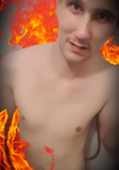 BoyGrenzenlos naked stripping on cam for live sex video chat