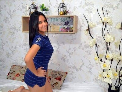 cami_696 naked stripping on cam for live sex video chat