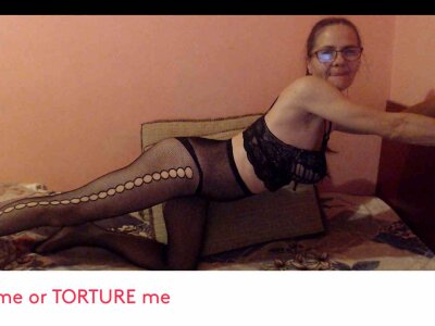 Cecilec42 naked stripping on cam for live sex video chat