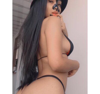 Chelsea-69 naked stripping on cam for live sex video chat