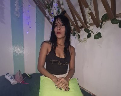 chicalating naked stripping on cam for live sex video chat