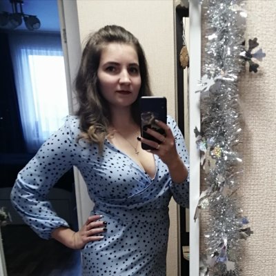_ChloeYoung naked stripping on cam for live sex video chat