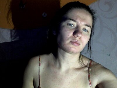 CoolBaby30 naked stripping on cam for live sex video chat