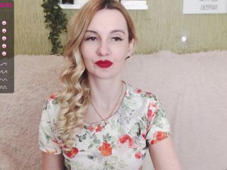 cutteladdyy naked Live Sex Chat Room
