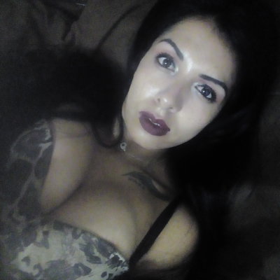 cynthia_brownn naked stripping on cam for live sex video chat