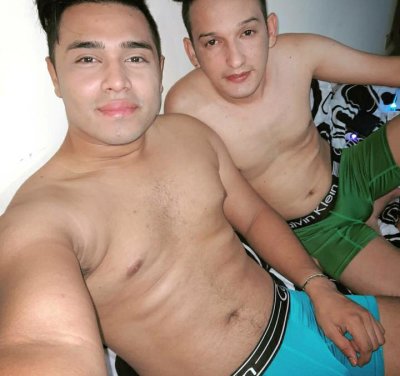 dadysxd_2021 naked stripping on cam for live sex video chat