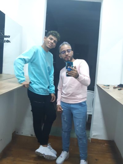 dereckxtyler naked stripping on cam for live sex video chat
