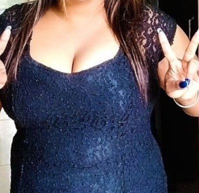 desisoni naked stripping on cam for live sex video chat