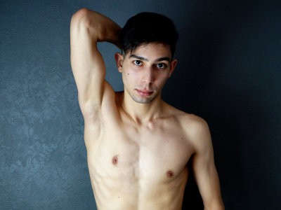 DEVIN_JONSON naked stripping on cam for live sex video chat