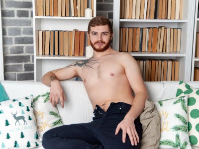 DominicGengry naked stripping on cam for live sex video chat