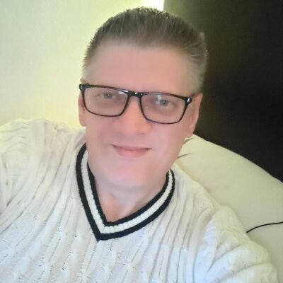 DoogieX naked stripping on cam for live sex video chat