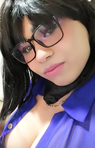 Elena_2030 naked stripping on cam for live sex video chat