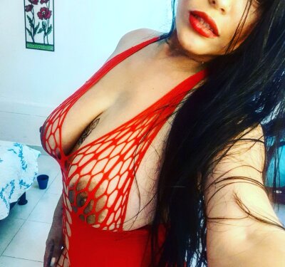elliclass naked stripping on cam for live sex video chat