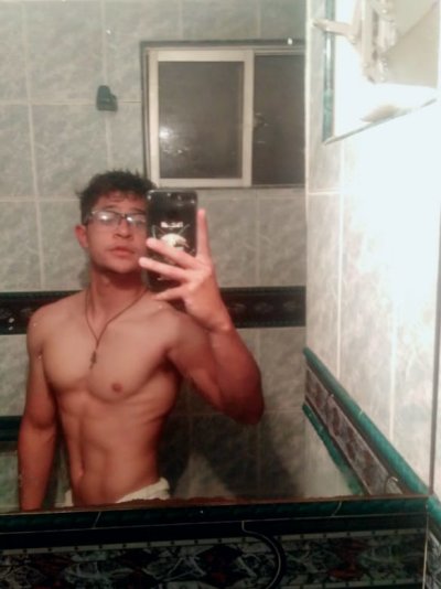 EROS_MATTI naked stripping on cam for live sex video chat