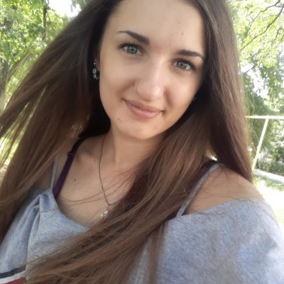 EvatheQueen naked stripping on cam for live sex video chat