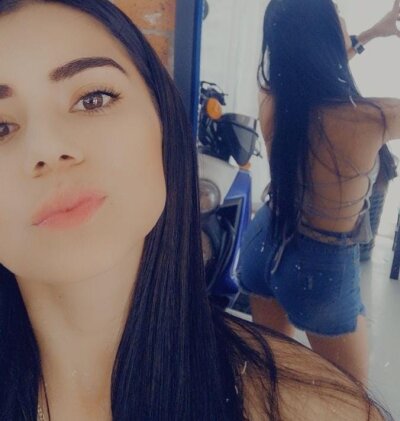 Fiorellarusso naked stripping on cam for live sex video chat