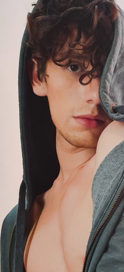 Gabriel_Navas naked stripping on cam for live sex video chat