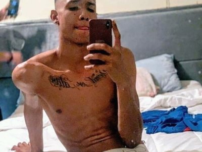 golden_kenboy naked stripping on cam for live sex video chat
