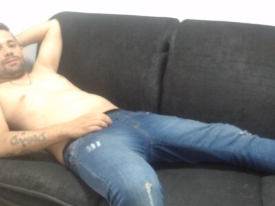 guydirtycumhot naked stripping on cam for live sex video chat
