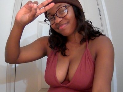 heavengold1 naked stripping on cam for live sex video chat