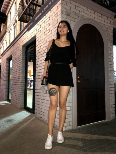 Hero1na naked stripping on cam for live sex video chat