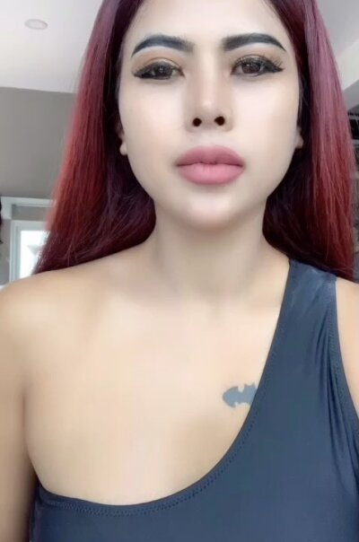 HorneyKitten naked stripping on cam for live sex video chat