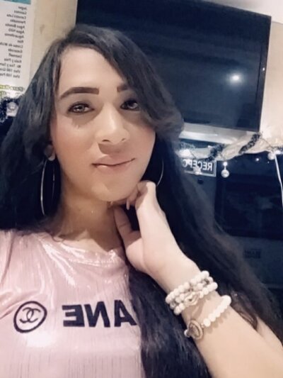 ivanna_sugar naked stripping on cam for live sex video chat