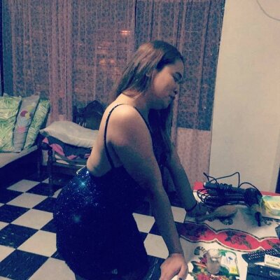 janelucky2020 naked stripping on cam for live sex video chat