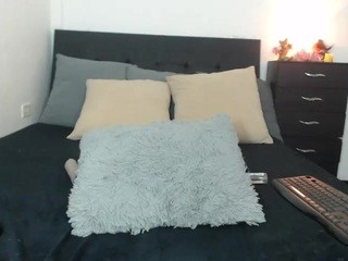 @Jazminmoon7 naked Live Sex Chat Room
