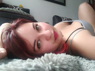 jessicajons9 naked stripping on cam for live sex video chat