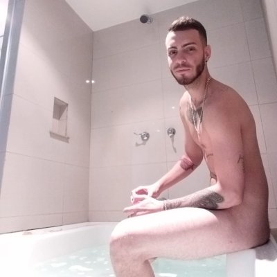 Jhordanjones23 naked stripping on cam for live sex video chat