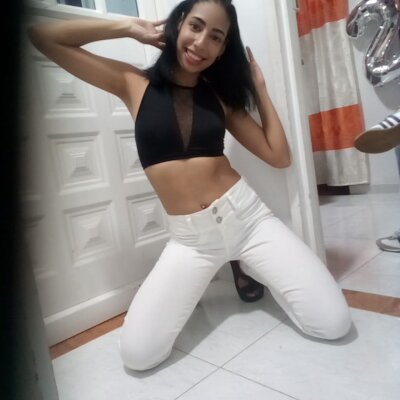josh-violet naked stripping on cam for live sex video chat