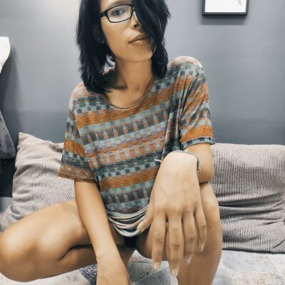 JulietaDiaz naked stripping on cam for live sex video chat