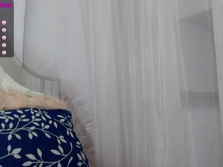 Katie, ♥ naked Live Sex Chat Room