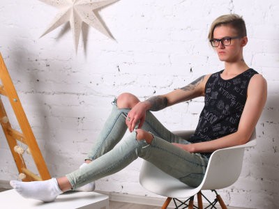 keane_sky naked stripping on cam for live sex video chat