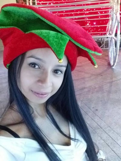 lachikyhot naked stripping on cam for live sex video chat