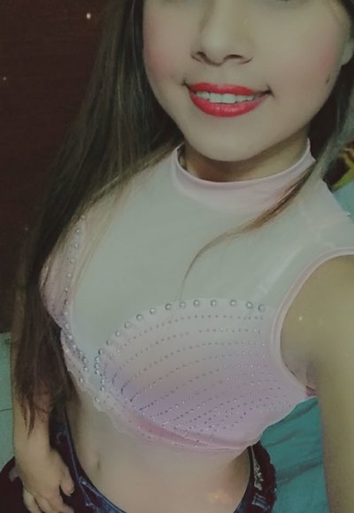 Laura_James naked stripping on cam for live sex video chat