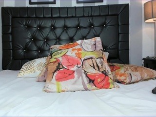 lauraperezz naked Live Sex Chat Room