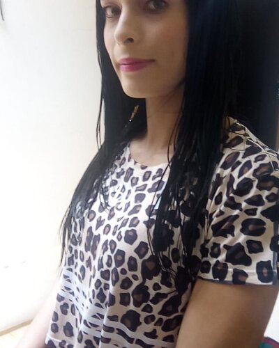 LejaSensualpet naked stripping on cam for live sex video chat