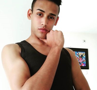 leo_latiino_hot naked stripping on cam for live sex video chat