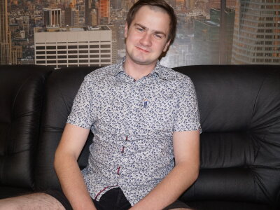 liam_clark naked stripping on cam for live sex video chat