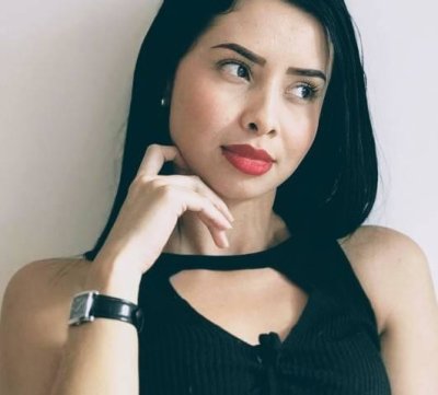 linavillada naked stripping on cam for live sex video chat