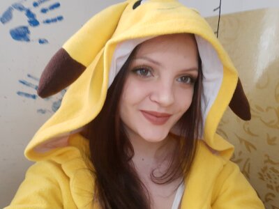 LionaGlow naked stripping on cam for live sex video chat